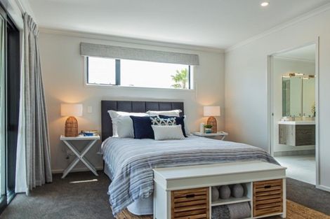 Photo of property in 19 Shibata Rise, Ranui, Auckland, 0612