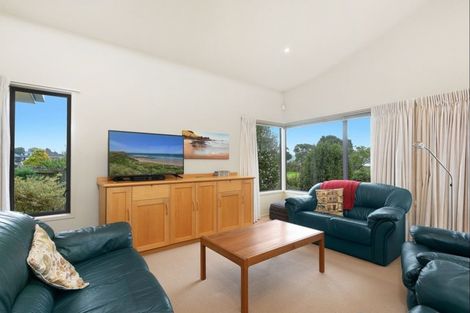 Photo of property in 6 Belmont Rise, Katikati, 3129