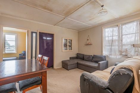 Photo of property in 5 Crewe Street, Pahiatua, 4910