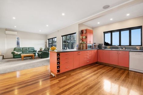 Photo of property in 854 Inland Road, Helensville, 0875