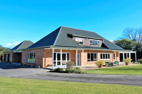 Photo of property in 64 Richmond Road, Carterton, 5713