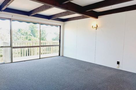 Photo of property in 17 Hamish Place, Sunnyhills, Auckland, 2010