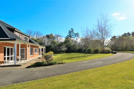 Photo of property in 64 Richmond Road, Carterton, 5713