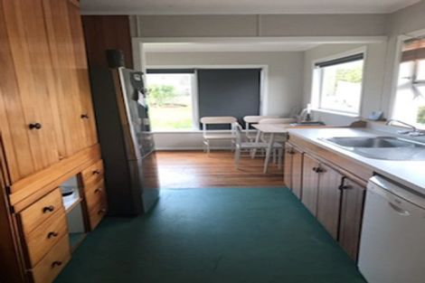 Photo of property in 130 Brooklands Road, Brooklands, New Plymouth, 4310