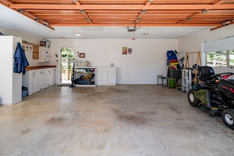Photo of property in 20 Kauri Grove, Coromandel, 3506