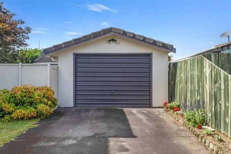 Photo of property in 2/18 Carnot Street, Glenholme, Rotorua, 3010
