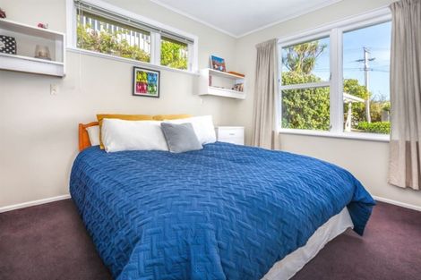 Photo of property in 4 Taupo Crescent, Plimmerton, Porirua, 5026