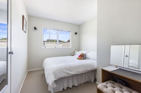 Photo of property in 100 Bramley Drive, Farm Cove, Auckland, 2012