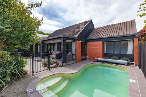 Photo of property in 50 Glandovey Road, Fendalton, Christchurch, 8052