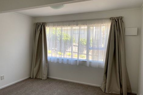 Photo of property in 12 Bryers Place, Bayview, Auckland, 0629