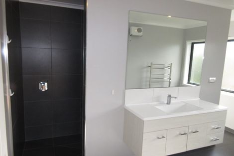 Photo of property in 120 King Arthur Drive, Otaihanga, Paraparaumu, 5036