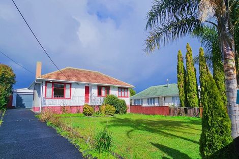Photo of property in 28 Wilsher Crescent, Henderson, Auckland, 0612