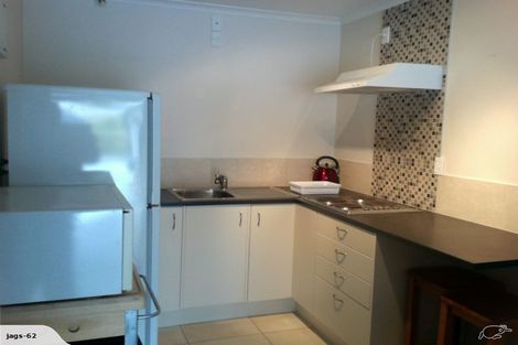 Photo of property in 13 Mission Road, Greenmeadows, Napier, 4112