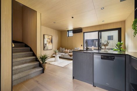 Photo of property in 13 O'meara Street, Swanson, Auckland, 0614