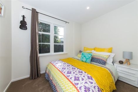 Photo of property in 53a Woodglen Road, Glen Eden, Auckland, 0602