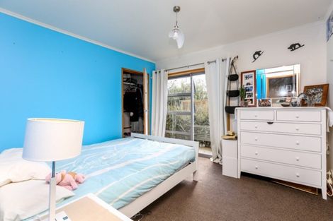 Photo of property in 130b Wairau Road, Oakura, 4314