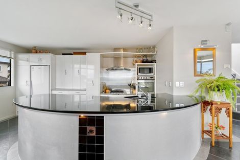 Photo of property in 1/72 Harvey Street, Waipahihi, Taupo, 3330