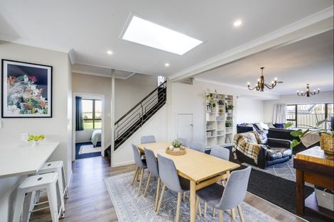 Photo of property in 61 Johns Road, Jervoistown, Napier, 4112