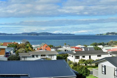 Photo of property in 4 Matangi Terrace, Snells Beach, 0920