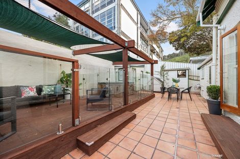 Photo of property in 25 Hawkestone Street, Thorndon, Wellington, 6011