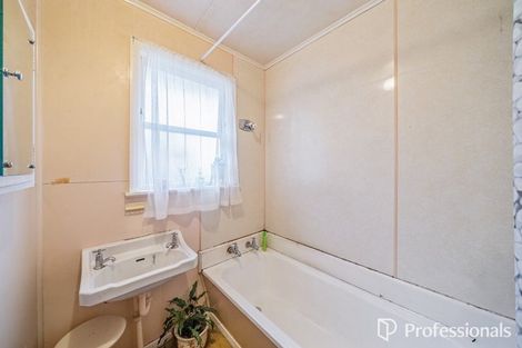 Photo of property in 47 Toru Road, Paraparaumu Beach, Paraparaumu, 5032
