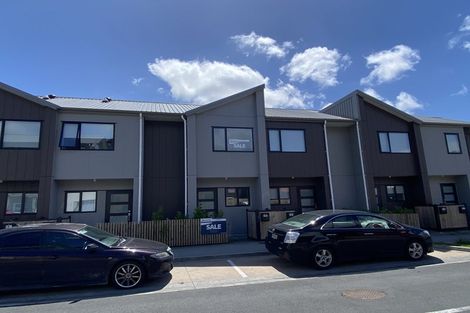 Photo of property in 7 Eileen Newey Place, Henderson, Auckland, 0612