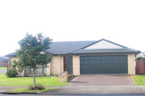 Photo of property in 92 Armoy Drive, East Tamaki, Auckland, 2016