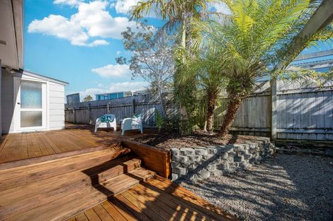Photo of property in 21 Snells Beach Road, Snells Beach, 0920