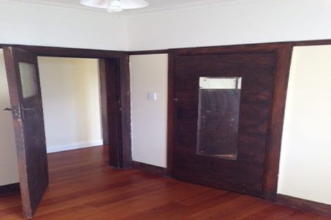 Photo of property in 2/134 Evans Bay Parade, Roseneath, Wellington, 6021