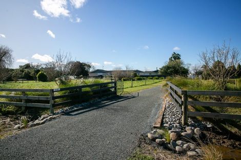 Photo of property in 10 Broadmeadows Road, Pukemoremore, Hamilton, 3493