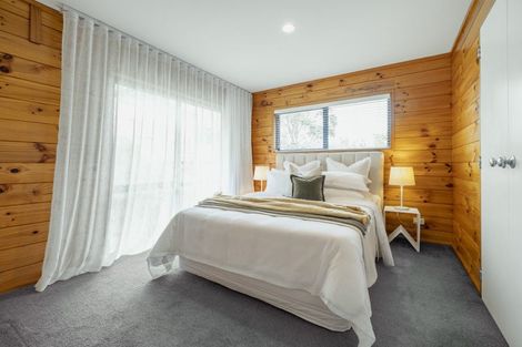 Photo of property in 21a Fraser Road, Narrow Neck, Auckland, 0624