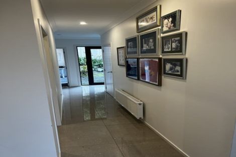 Photo of property in 8 The Track, Plimmerton, Porirua, 5026