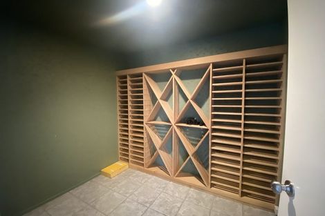 Photo of property in 73 Waikowhai Street, Ngaio, Wellington, 6035