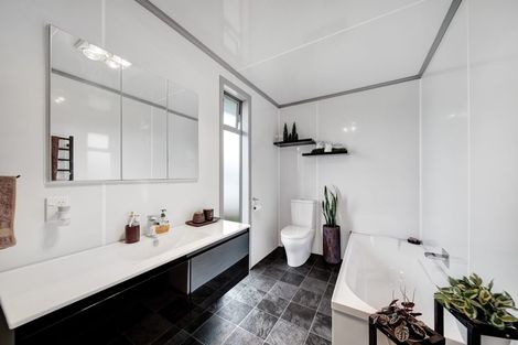 Photo of property in 47 Campbell Street, Hawera, 4610