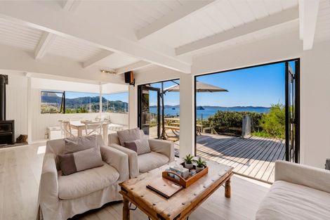 Photo of property in 5 Florence Place, Hahei, Whitianga, 3591