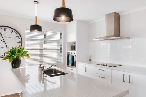 Photo of property in 14 Ridge Drive, Omokoroa, 3114