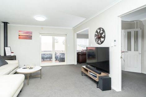 Photo of property in 19 Ben Lomond Place, Nawton, Hamilton, 3200