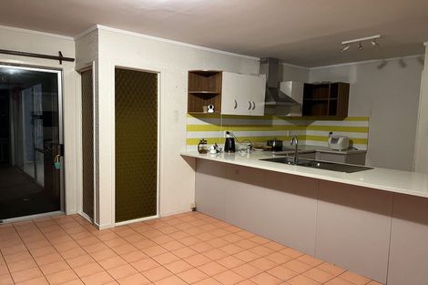 Photo of property in 1/16 Chevis Place, Pakuranga, Auckland, 2010