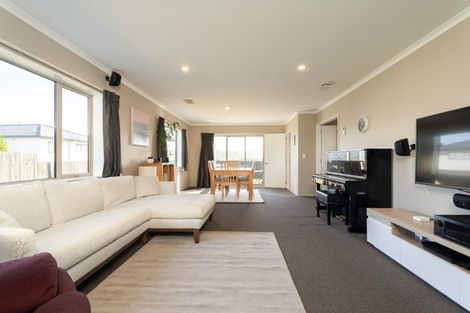 Photo of property in 185a Mark Avenue, Grenada Village, Wellington, 6037