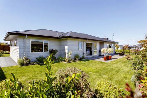 Photo of property in 16 Royal Coachman Drive, Nukuhau, Taupo, 3330
