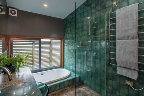 Photo of property in 115 The Parade, Paekakariki, 5034