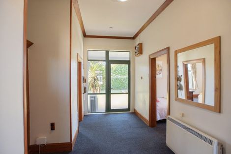 Photo of property in 18 Albert Street, Winton, 9720