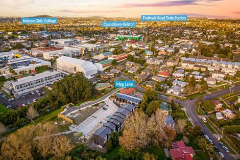 Photo of property in 3 Meg Lane, Glen Eden, 0602