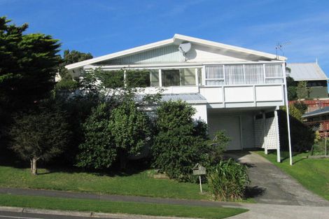 Photo of property in 72 Major Drive, Kelson, Lower Hutt, 5010