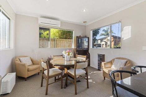 Photo of property in 76 Baverstock Road, Flat Bush, Auckland, 2016