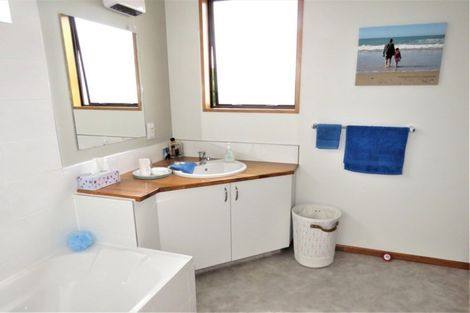 Photo of property in 12 Walbrook Crescent, Oamaru North, Oamaru, 9400