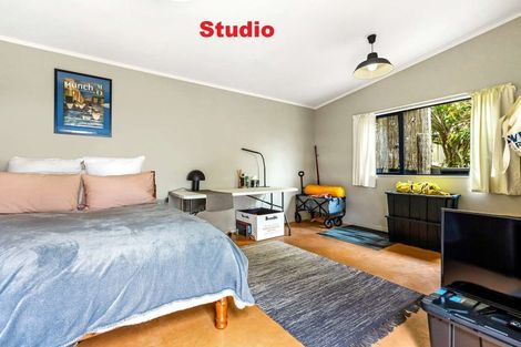 Photo of property in 9 Dudley Crescent, Cable Bay, 0420