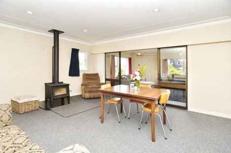 Photo of property in 1 Chilton Drive, Mairehau, Christchurch, 8052