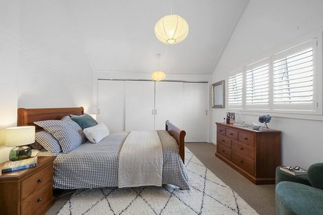 Photo of property in 8 Dorset Avenue, Westown, New Plymouth, 4310