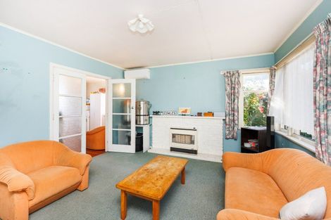 Photo of property in 17 Sefton Avenue, Highbury, Palmerston North, 4412